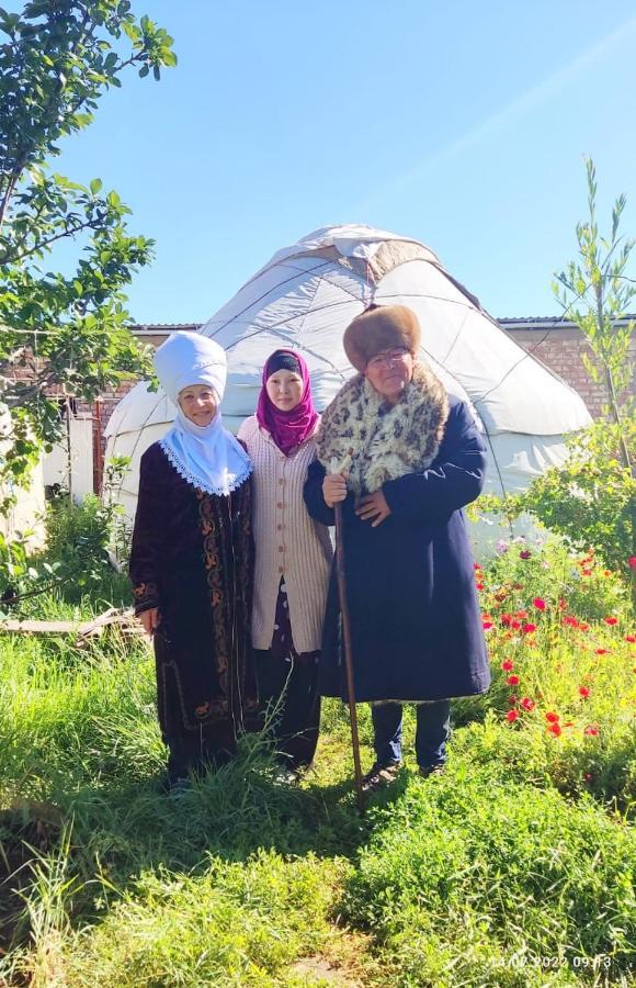 Karakol Yurt Lodge Eksteriør bilde