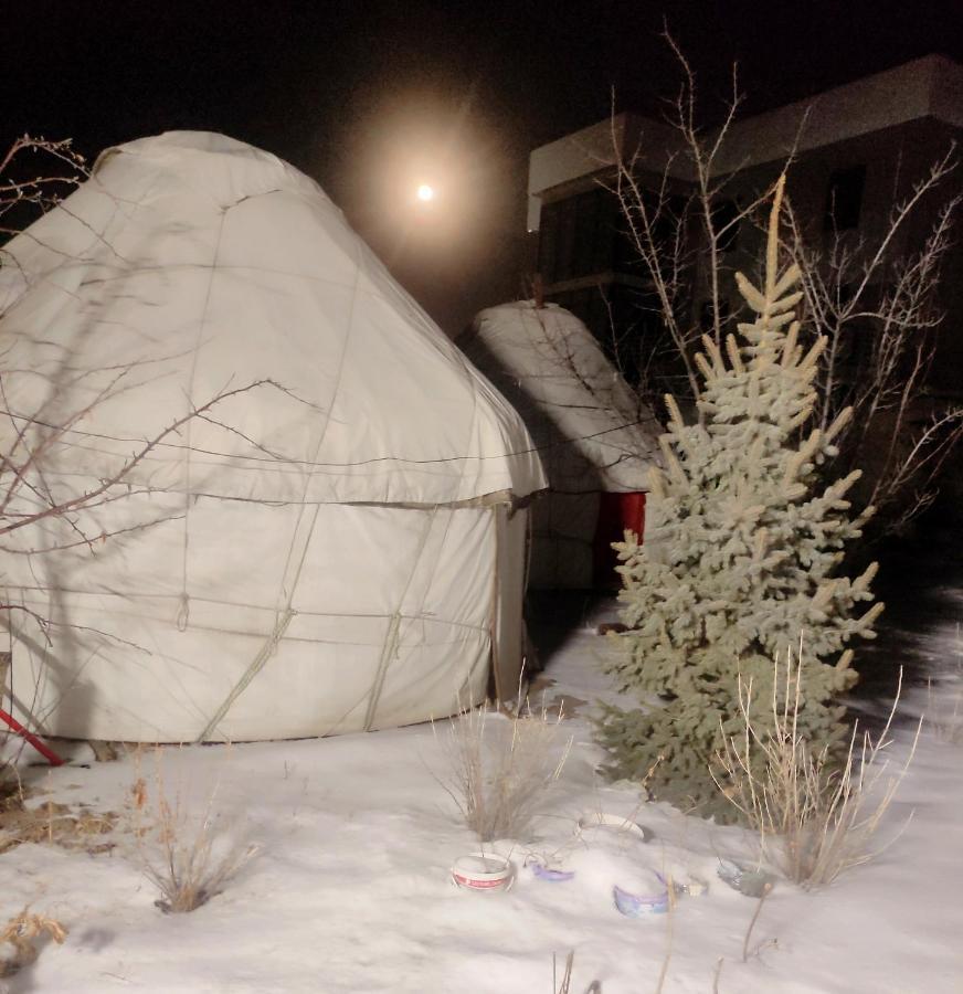 Karakol Yurt Lodge Eksteriør bilde