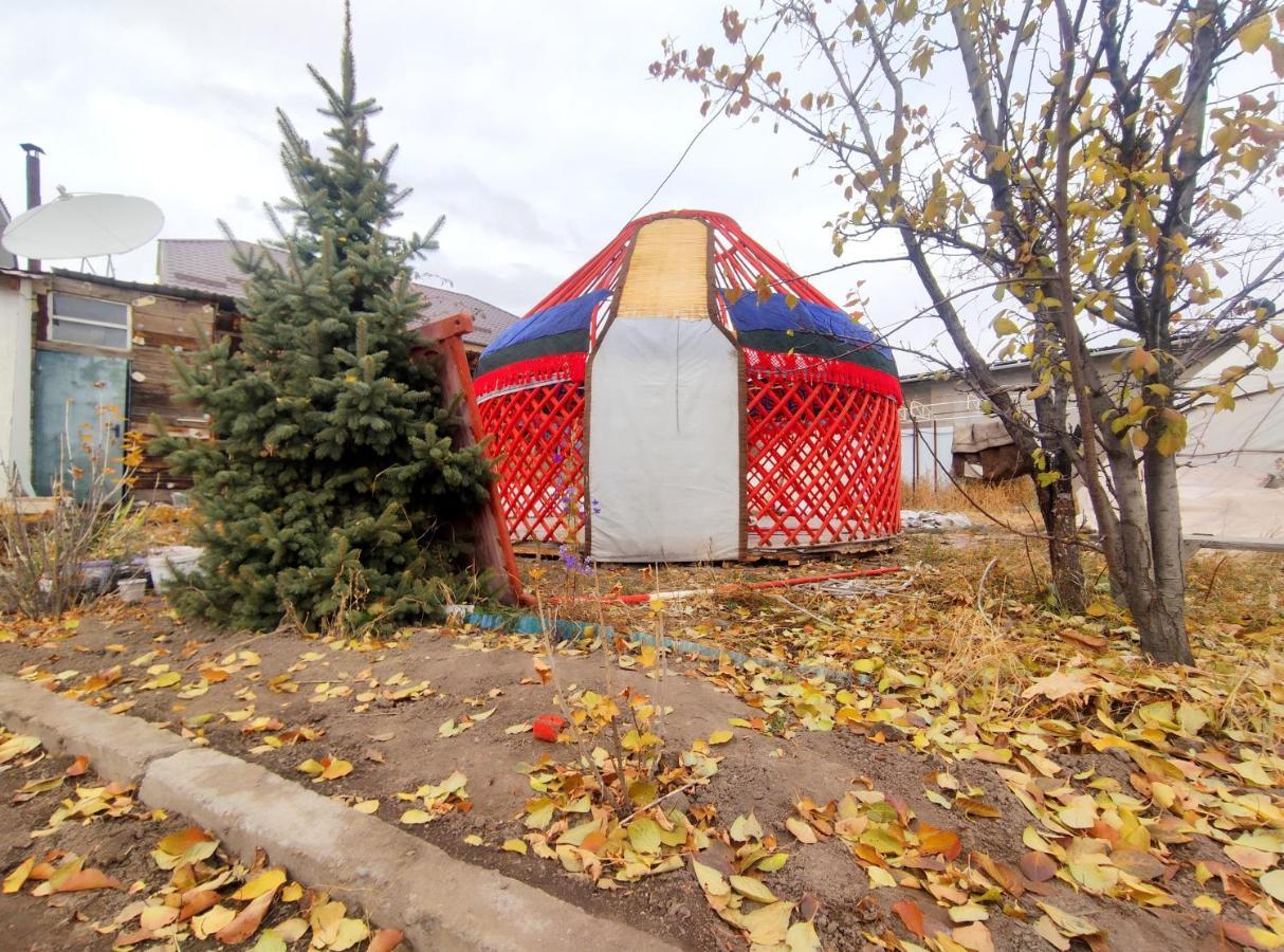 Karakol Yurt Lodge Eksteriør bilde